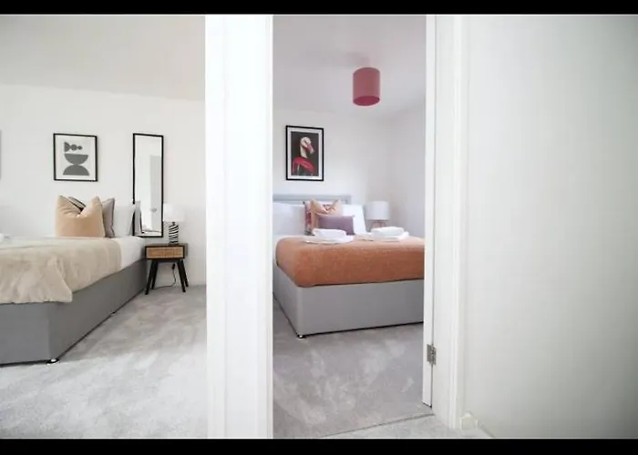 Будинок відпочинку Luxury Town House In Bristol, Near Southmead Hospital