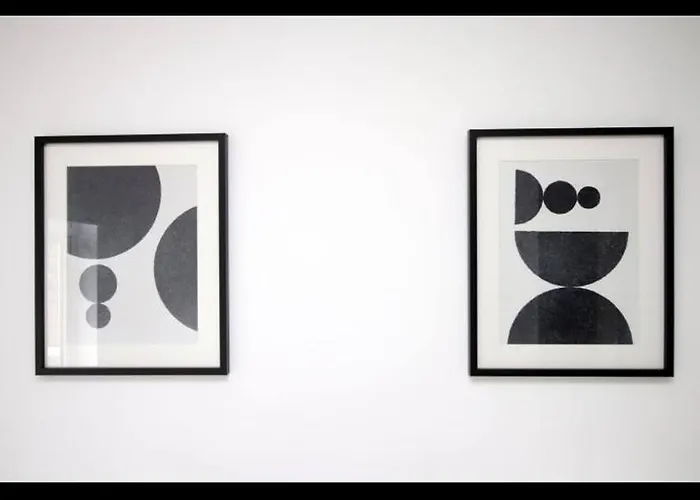 Будинок відпочинку Luxury Town House In Bristol, Near Southmead Hospital *