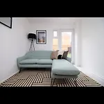 Luxury Town House In Bristol, Near Southmead Hospital *