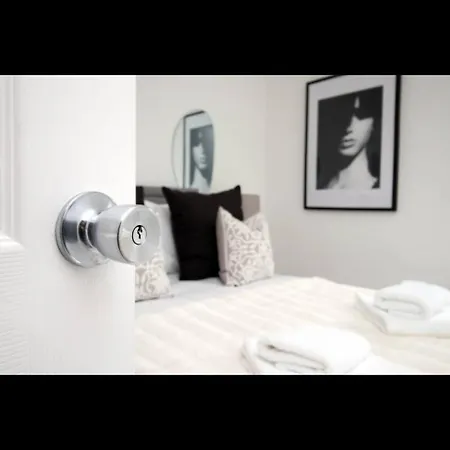 Luxury Town House In Bristol, Near Southmead Hospital Prázdninový dům