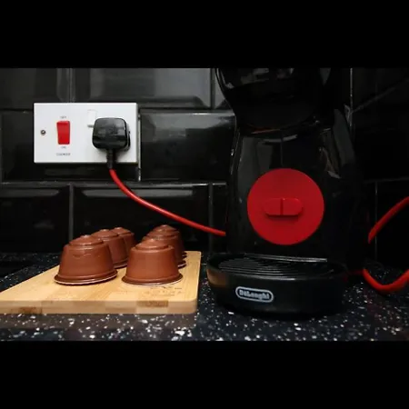 Luxury Town House In Bristol, Near Southmead Hospital