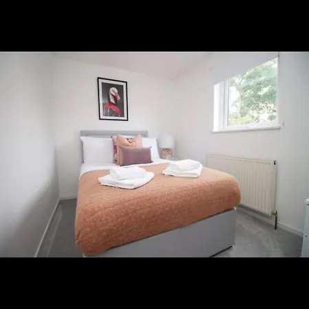 Luxury Town House In Bristol, Near Southmead Hospital Дом отдыха
