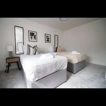 Luxury Town House In Bristol, Near Southmead Hospital * Μπρίστολ