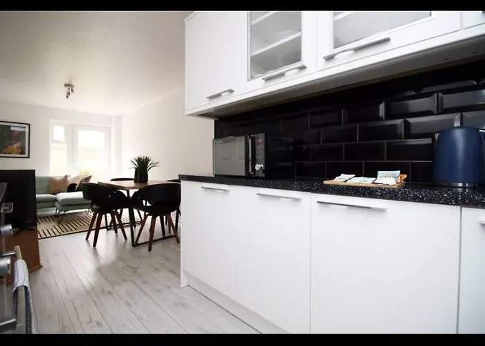 Luxury Town House In Bristol, Near Southmead Hospital