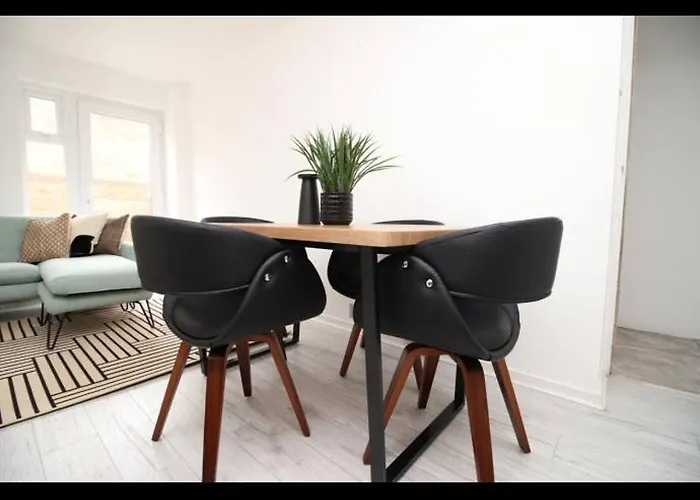 Luxury Town House In Bristol, Near Southmead Hospital * Bristol