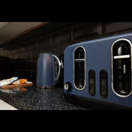 Luxury Town House In Bristol, Near Southmead Hospital Vakantiehuis *