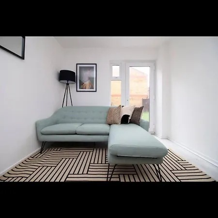 Luxury Town House In Bristol, Near Southmead Hospital *